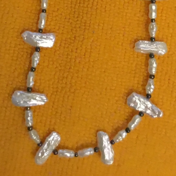 Biwa Pearl Necklace with Silver Hook Clasp~Vintage - Picture 4 of 6